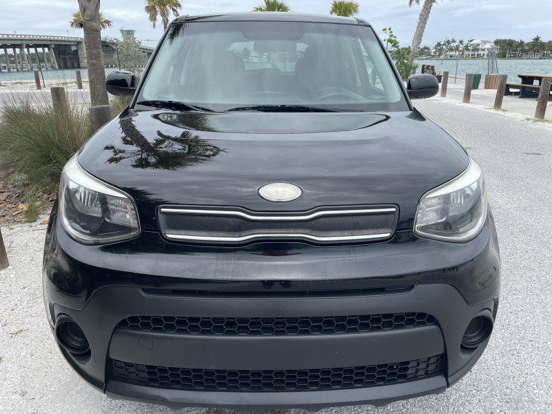 Used 2018 Kia Soul FWD image 4