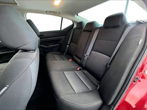 Used 2023 Nissan Altima 2.5 SV w/ SV Premium Package FWD image 28