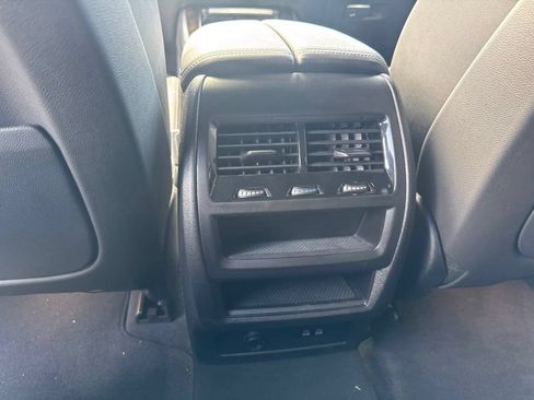 Used 2024 BMW X5 sDrive40i w/ Executive Package RWD image 16