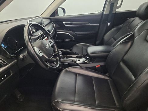 Used 2021 Kia Telluride LX FWD image 17