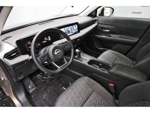 Certified 2026 Nissan Kicks SV w/ SV Premium Package FWD image 13
