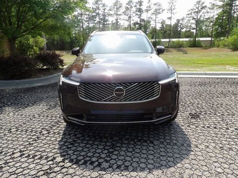 Certified 2025 Volvo XC90 T8 Plus w/ Protection Package Premier AWD/4WD image 3