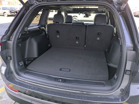 New 2026 Jeep Grand Cherokee Limited image 26