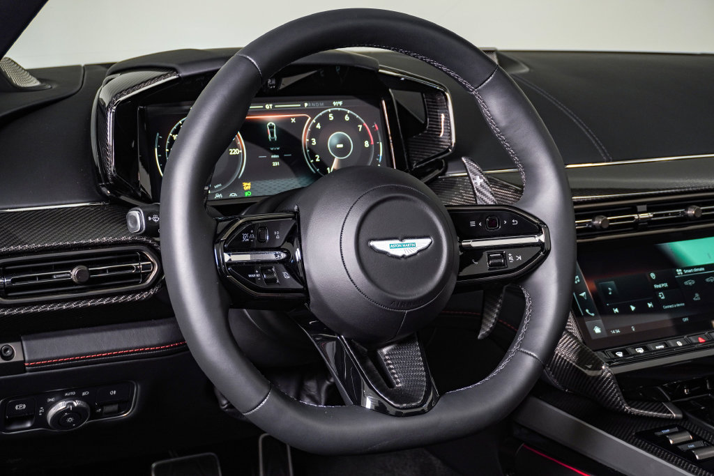 Used 2026 Aston Martin Vanquish Convertible RWD image 26