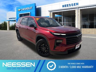 Used 2025 Chevrolet Traverse LT w/ Midnight/Sport Edition