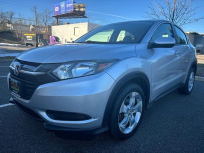 Used 2016 Honda HR-V LX