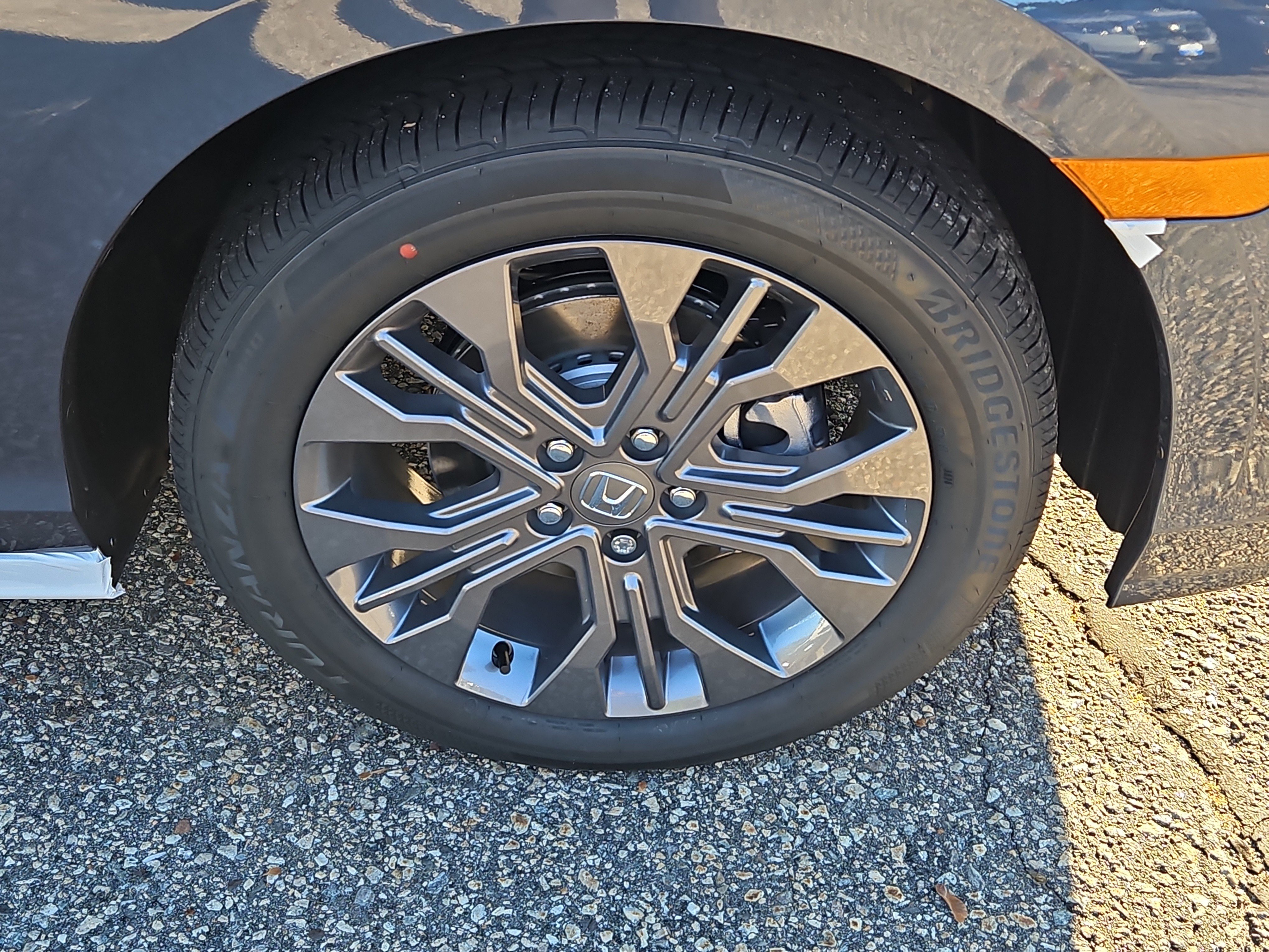 New 2027 Honda Odyssey Touring image 4