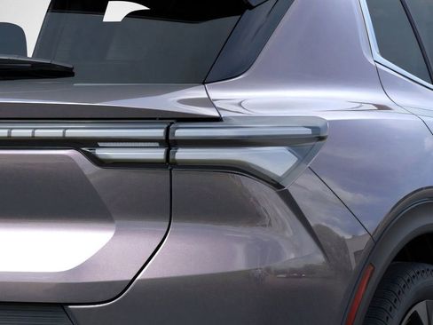 New 2026 Chevrolet Equinox EV LT w/ Convenience Package II FWD image 11