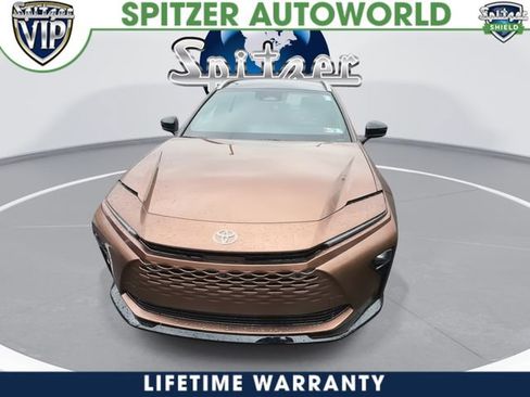 New 2026 Toyota Crown Signia image 3