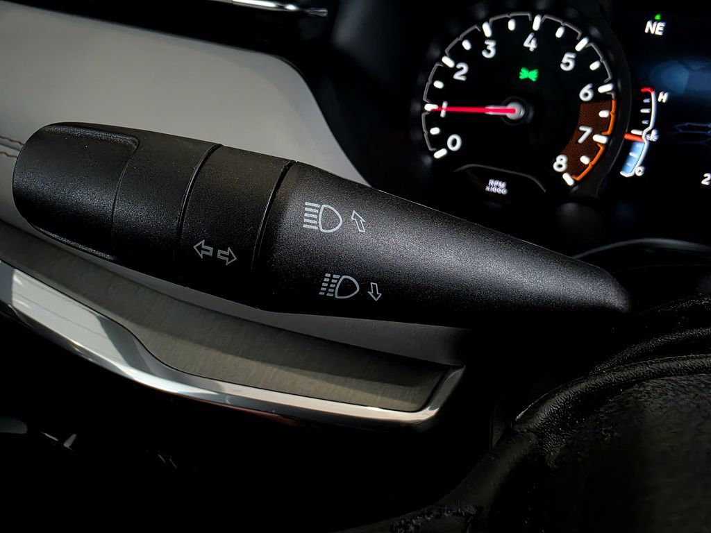 Used 2024 Jeep Compass Limited AWD/4WD image 25