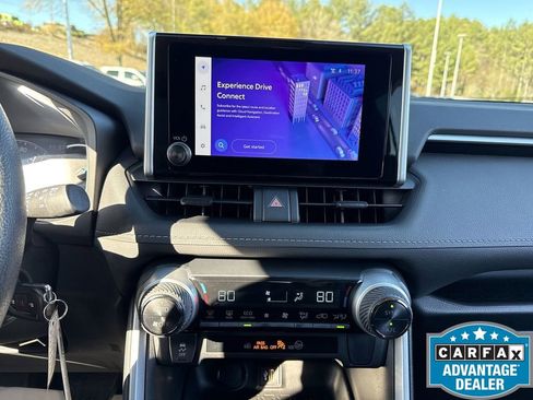 Used 2023 Toyota RAV4 LE image 18