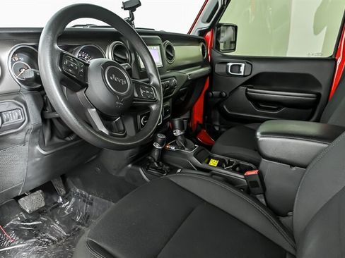 Used 2018 Jeep Wrangler Unlimited Sport AWD/4WD image 14