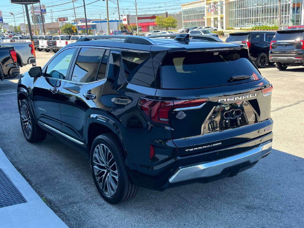 New 2027 GMC Terrain Denali AWD/4WD image 5