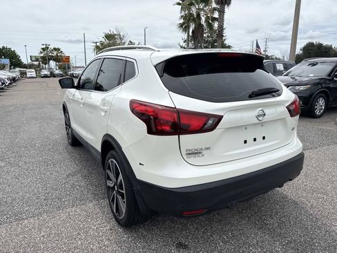 Certified 2019 Nissan Rogue Sport SL w/ Premium Package FWD image 6