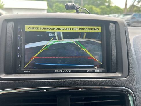 Used 2019 Dodge Grand Caravan GT FWD image 22
