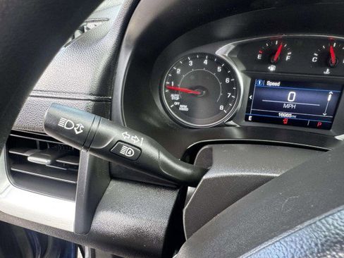 Used 2023 GMC Terrain SLE w/ Driver Convenience Package image 25