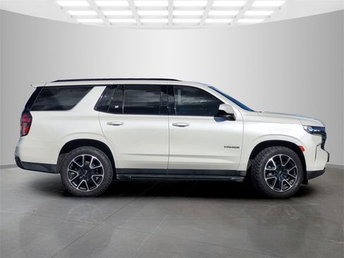 Used 2021 Chevrolet Tahoe RST image 3