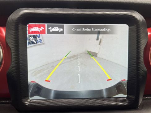 Used 2022 Jeep Gladiator Rubicon w/ LED Lighting Group AWD/4WD image 17
