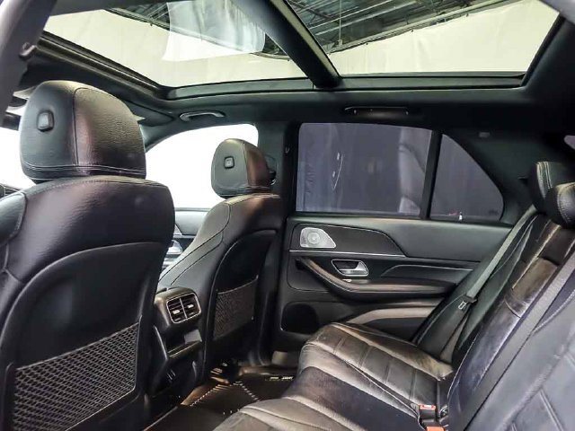 Used 2021 Mercedes-Benz GLE 450 4MATIC w/ AMG Line Exterior image 16