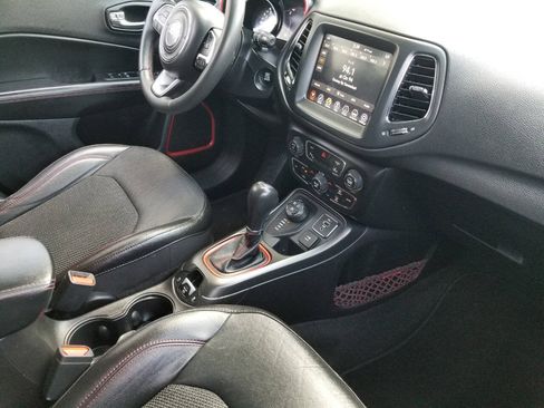 Certified 2021 Jeep Compass Trailhawk AWD/4WD image 11