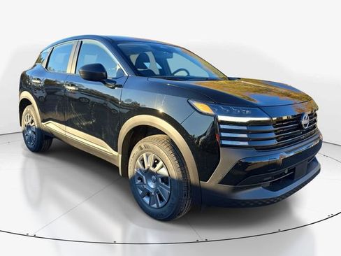 New 2026 Nissan Kicks S FWD image 2