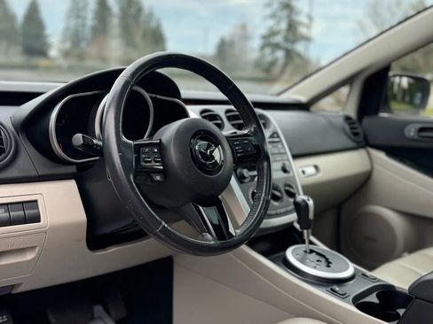 Used 2009 MAZDA CX-7 Touring image 8