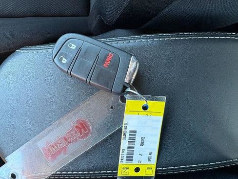 Used 2022 Jeep Renegade Sport image 19