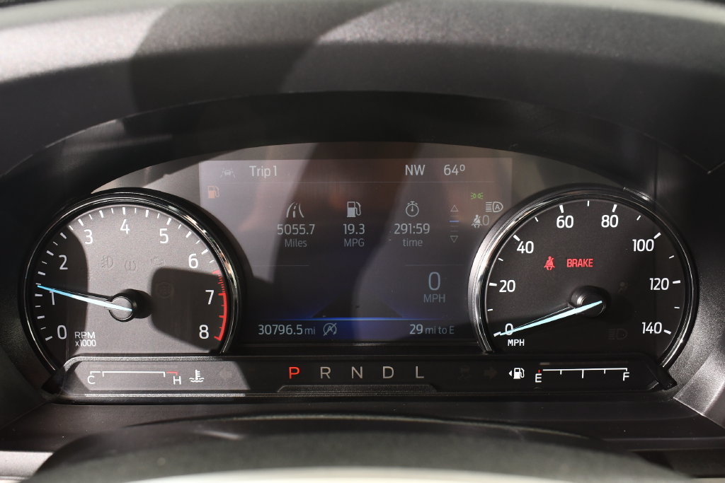 Used 2023 Ford Explorer XLT w/ Equipment Group 202A AWD/4WD image 27