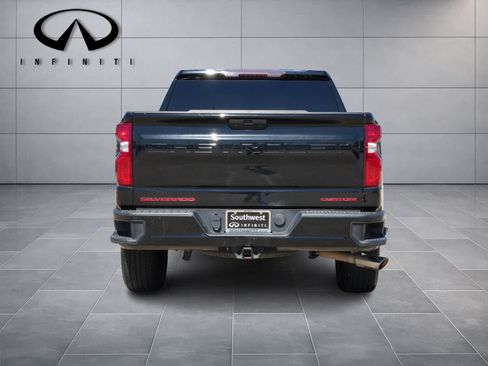 Used 2020 Chevrolet Silverado 1500 Custom w/ Custom Value Package RWD image 6