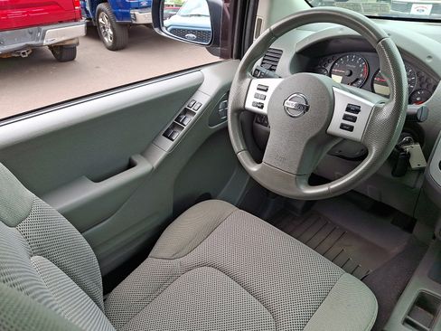 Used 2019 Nissan Frontier SV AWD/4WD image 14