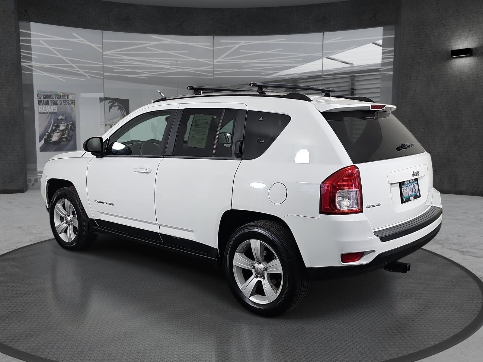 Used 2011 Jeep Compass 4WD image 7