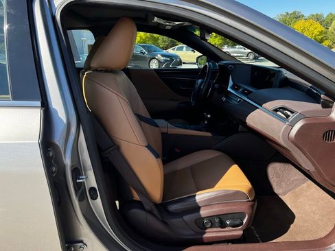 Used 2021 Lexus ES 350 w/ Premium Package image 32