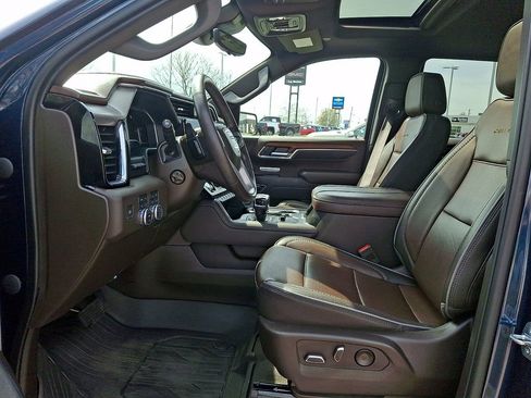 Used 2023 GMC Sierra 1500 Denali w/ Denali Reserve Package image 13