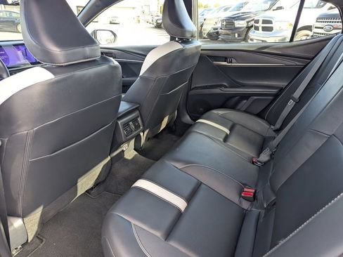 Used 2025 Toyota Camry SE w/ Multimedia Upgrade Package FWD image 28
