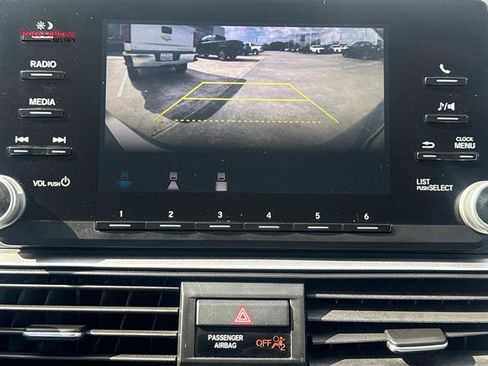 Used 2019 Honda Accord LX image 24