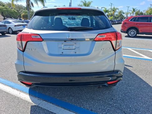 Used 2019 Honda HR-V Sport image 6