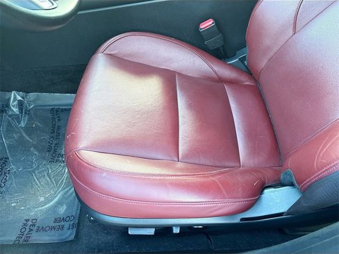 Used 2024 MAZDA MAZDA3 s image 19