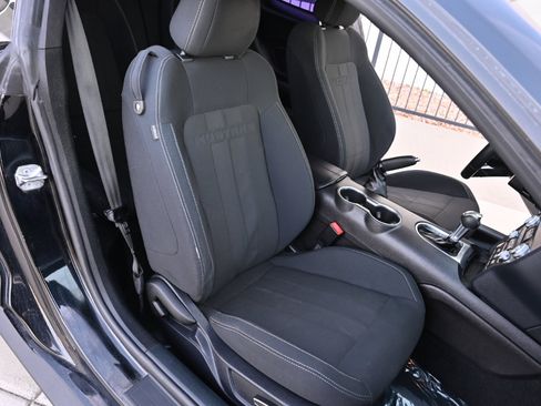 Used 2019 Ford Mustang GT RWD image 17