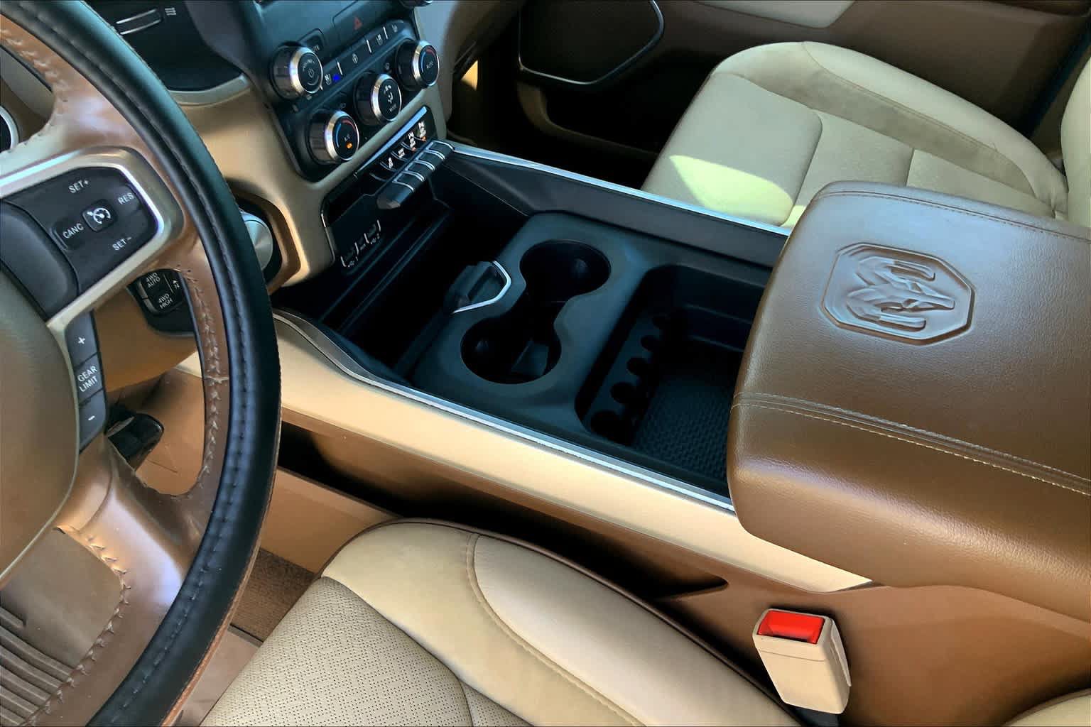 Used 2020 RAM 1500 Laramie AWD/4WD image 17