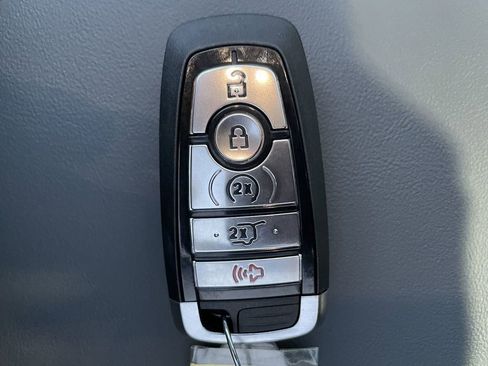 New 2025 Ford Explorer Active w/ Active Comfort Package image 27