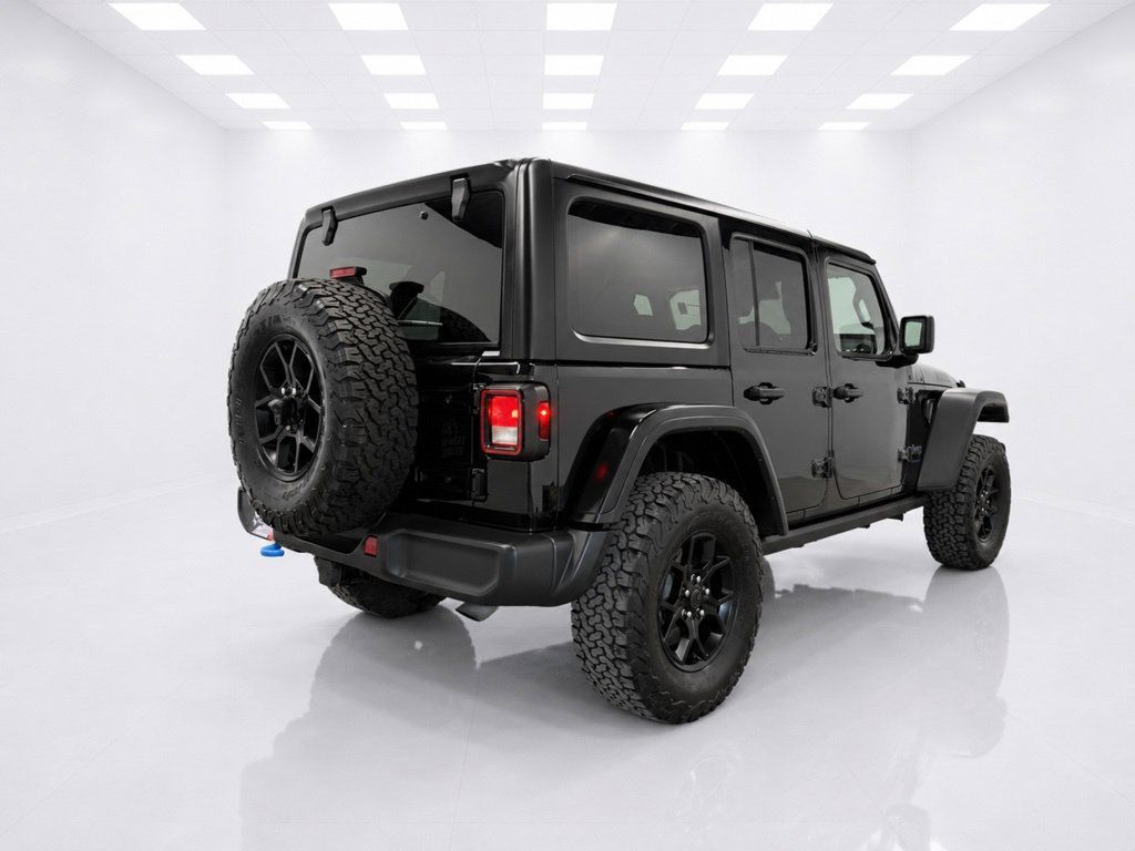 Used 2024 Jeep Wrangler Unlimited AWD/4WD image 6