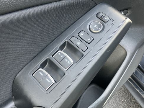 Used 2025 Honda Civic Sport image 15