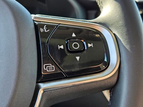 Certified 2023 Volvo XC60 B6 Ultimate w/ Protection Package Premier AWD/4WD image 26