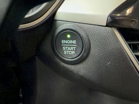 Certified 2022 Ford Escape SE FWD image 24