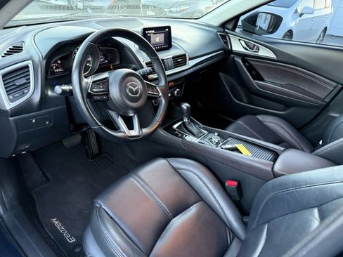 Used 2018 MAZDA MAZDA3 Touring image 14