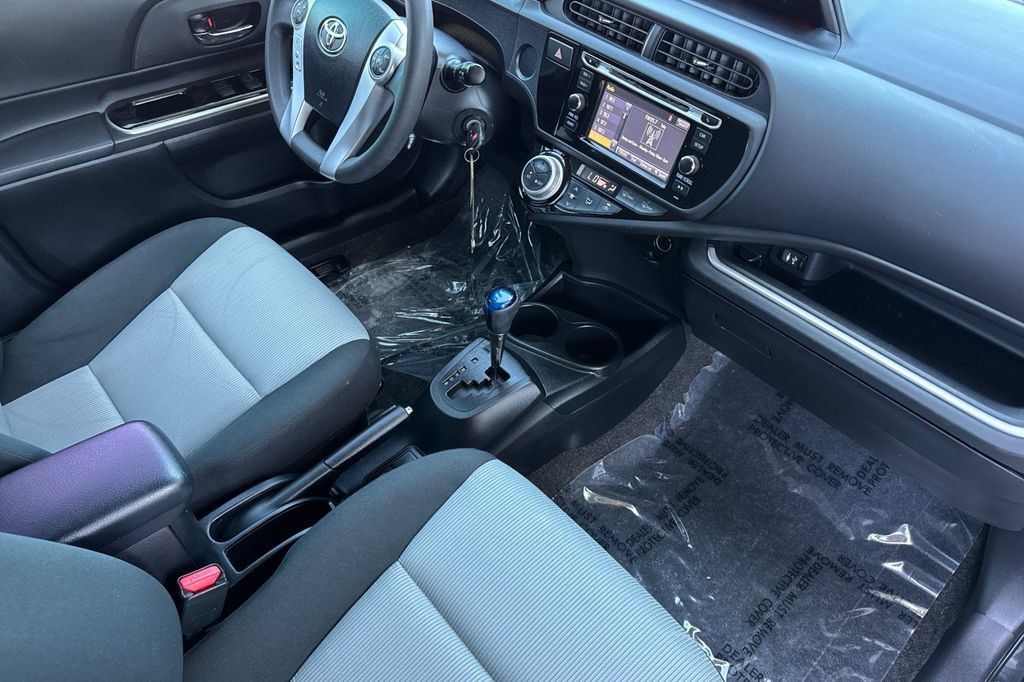 Used 2017 Toyota Prius C Two FWD image 15