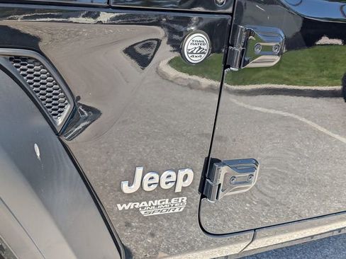 Used 2020 Jeep Wrangler Unlimited Sport image 6