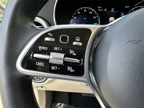 Used 2022 Mercedes-Benz GLC 300 GLC 300 image 31