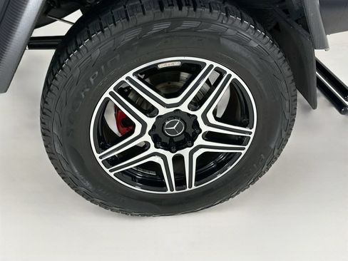 Used 2017 Mercedes-Benz G 550 Squared image 33