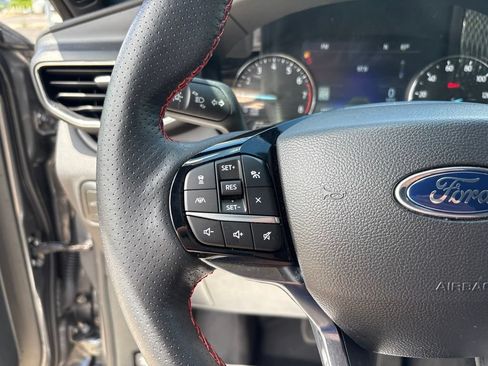 Used 2024 Ford Explorer ST-Line w/ Class IV Trailer Tow Package AWD/4WD image 20